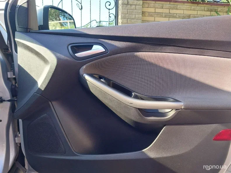 Ford Focus 2013 - 10