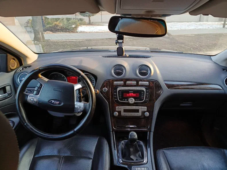 Ford Mondeo 2009 - 8