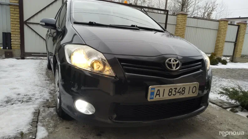 Toyota Auris 2011 - 25