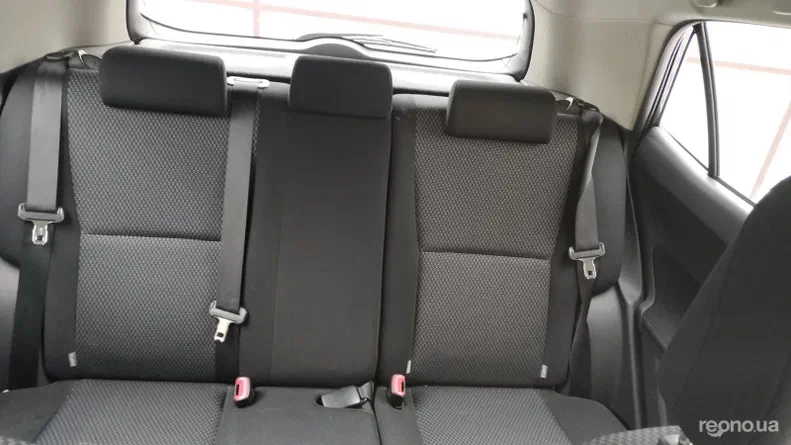 Toyota Auris 2011 - 5