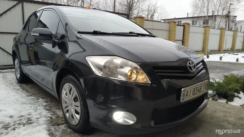 Toyota Auris 2011 - 26