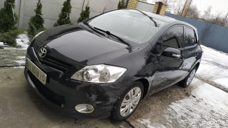 Toyota Auris 2011 - 36