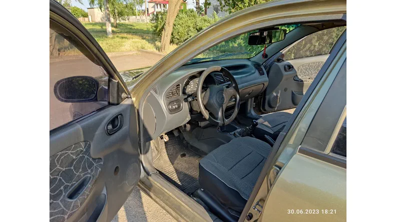 Daewoo Sens 2002 - 10