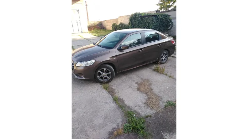 Peugeot 301 2013