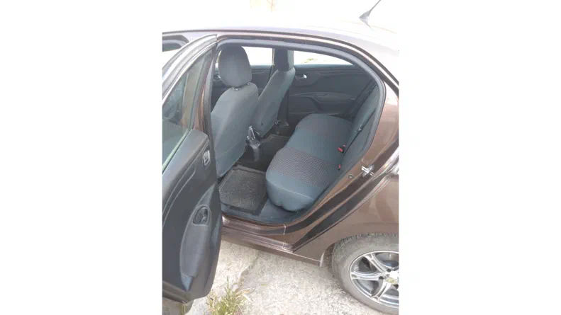 Peugeot 301 2013 - 5