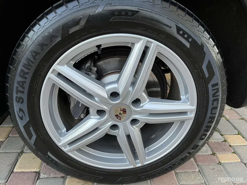 Porsche Cayenne 2012