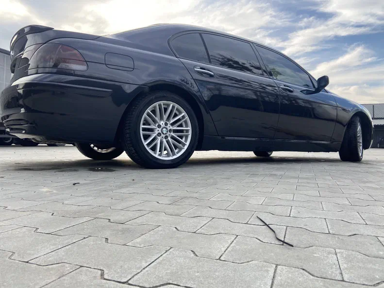 BMW 7 серии 2004