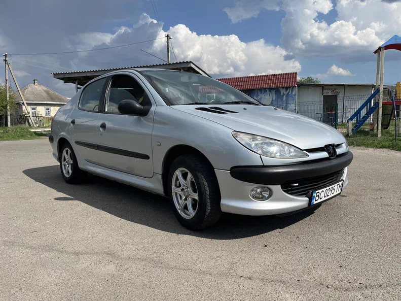 Peugeot 206 2010 - 7