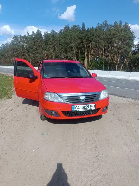 Dacia Logan 2009 - 10