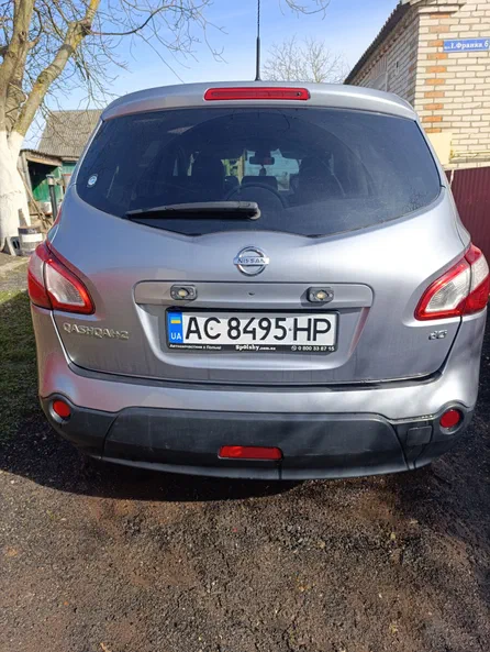 Nissan Qashqai+2 2011
