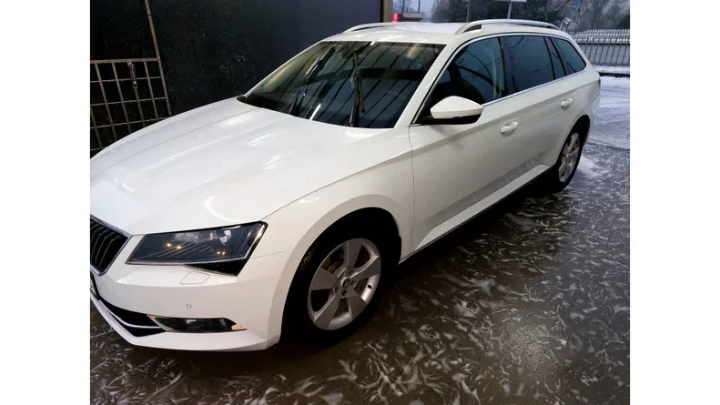 Skoda Superb 2016 - 10