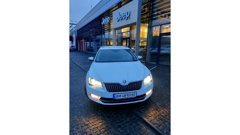 Skoda Superb 2016 - 11