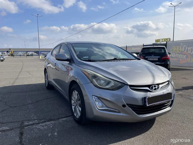 Hyundai Elantra 2013