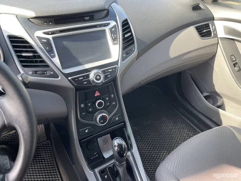 Hyundai Elantra 2013 - 8