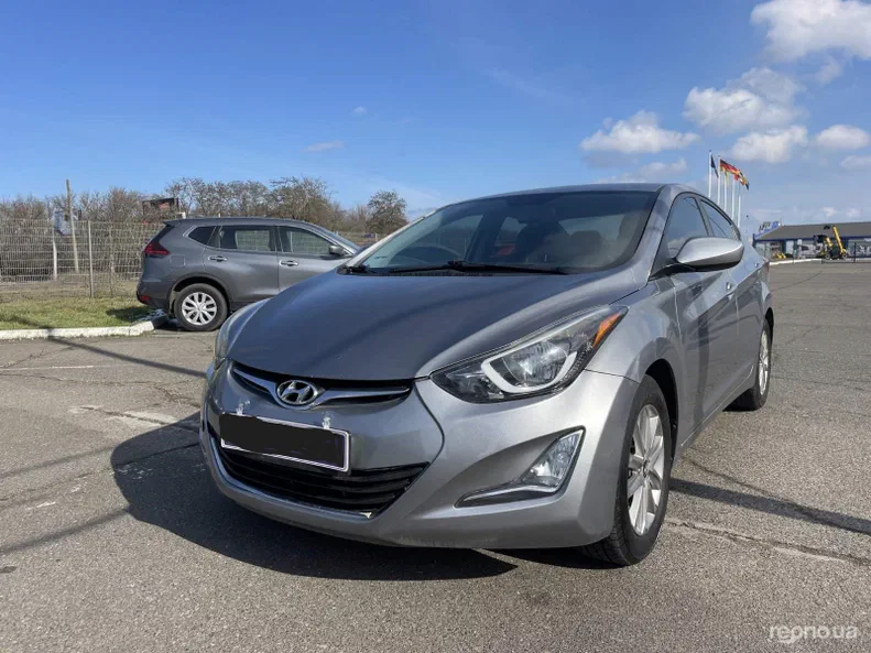Hyundai Elantra 2013