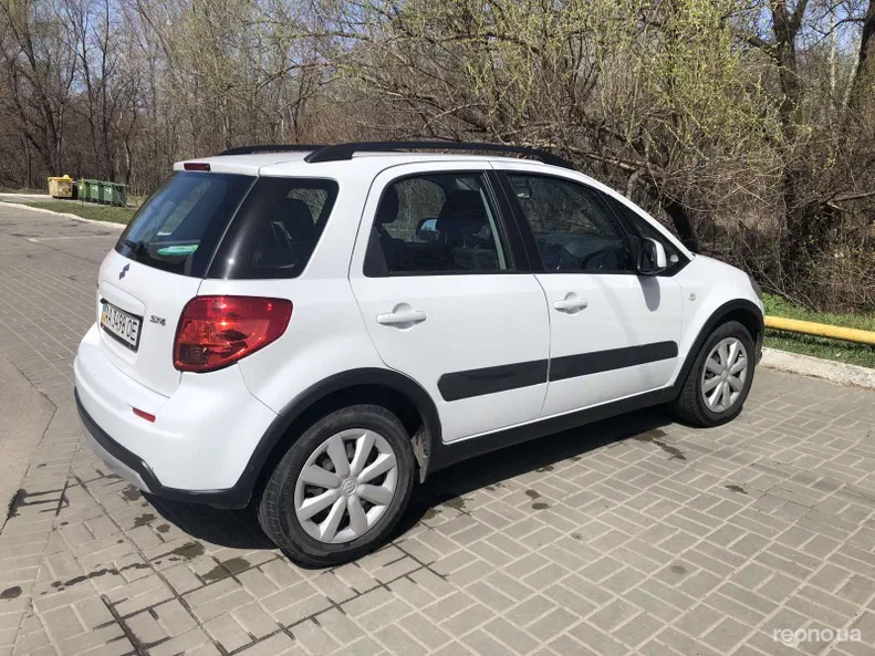 Suzuki SX4 2013