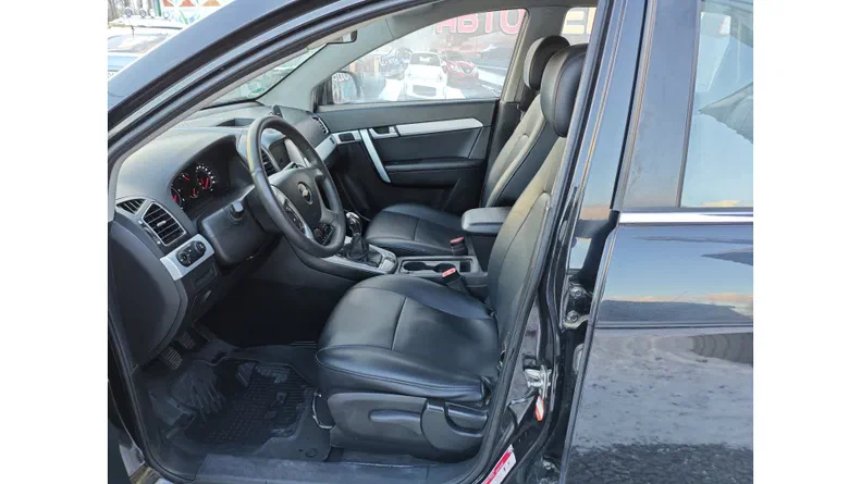 Chevrolet Captiva 2012 - 24