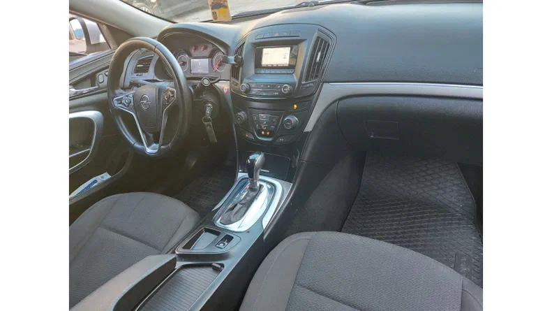 Opel Insignia 2015 - 6