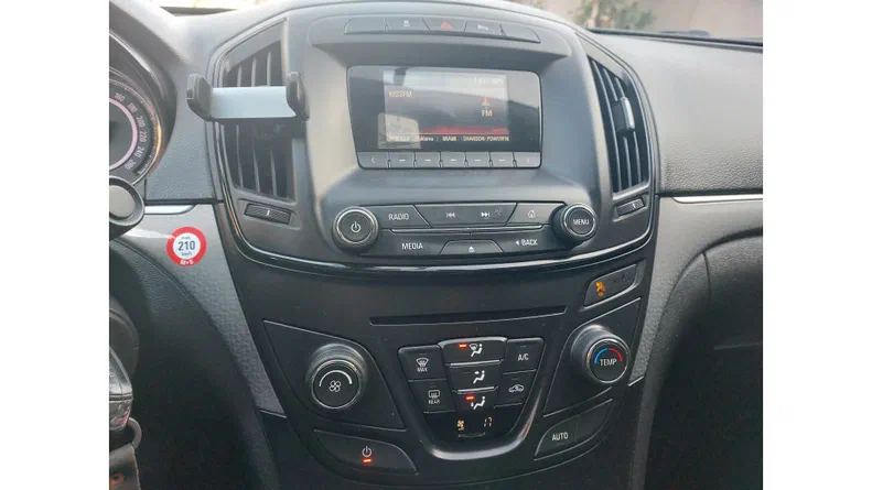 Opel Insignia 2015 - 15