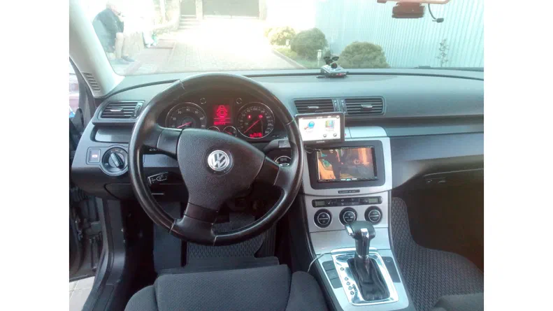 Volkswagen Passat 2006 - 6