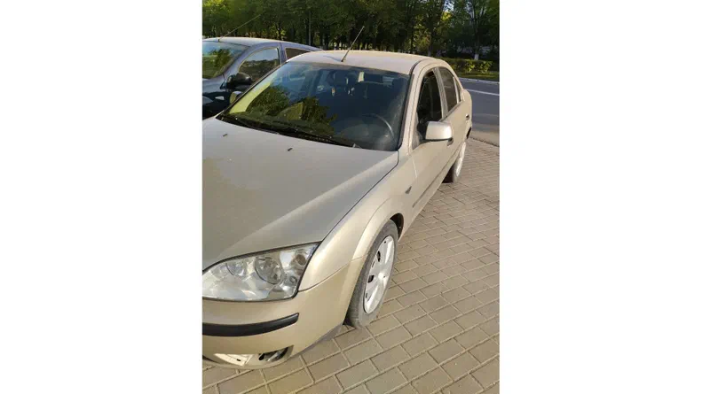 Ford Mondeo 2005 - 5