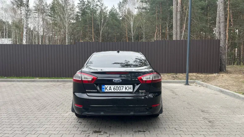 Ford Mondeo 2011 - 5