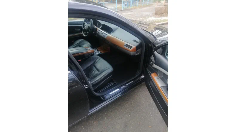 BMW 7 серія 2003 - 13
