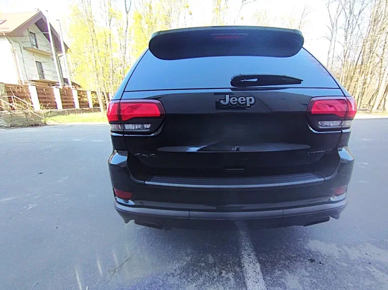 Jeep Grand Cherokee 2020 - 12