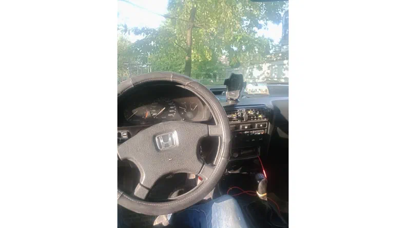 Honda Accord 1990 - 10