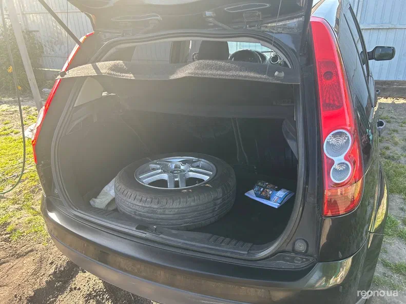 Ford Fiesta 2005 - 6