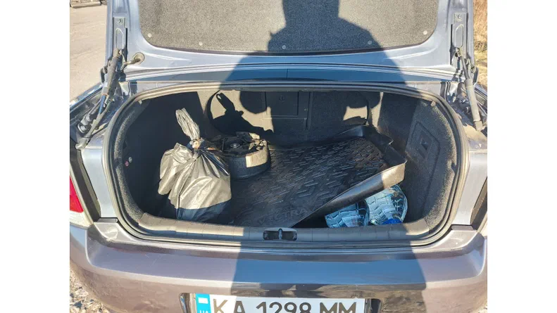 Opel Vectra 2008 - 12