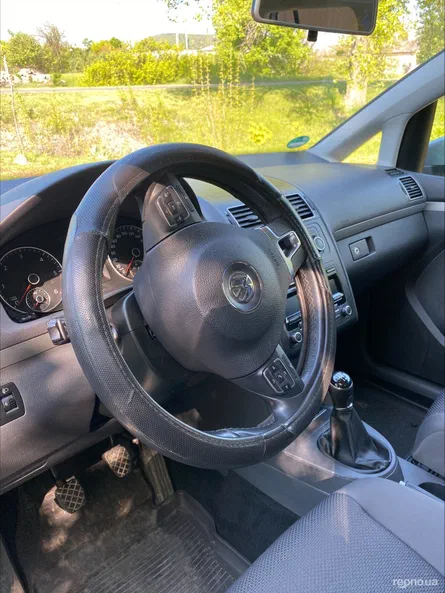 Volkswagen Touran 2014 - 23