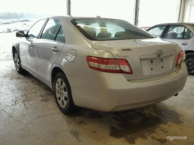 Toyota Camry 2011