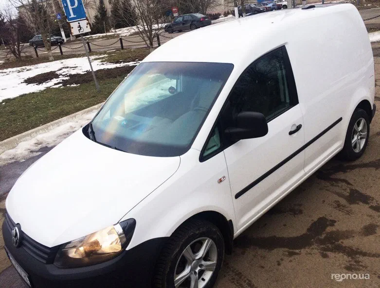 Volkswagen Caddy 2011