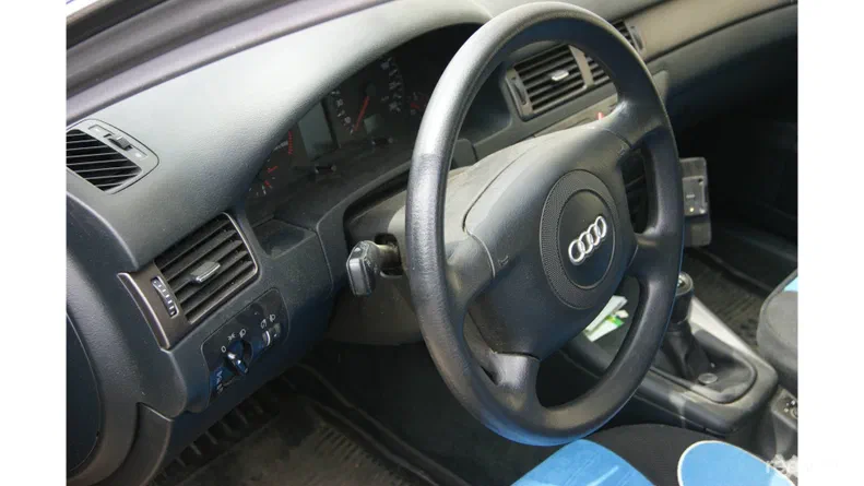 Audi A6 1999