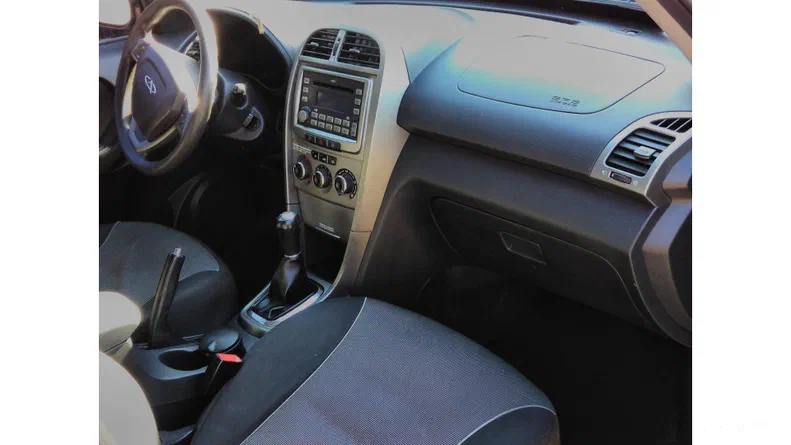 Chery Tiggo (T11) 2013 - 10