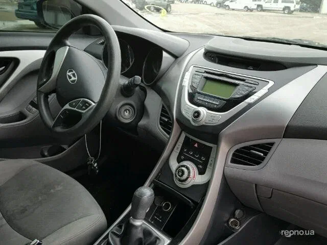 Hyundai Elantra 2012 - 6