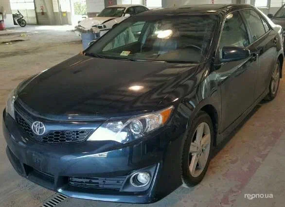 Toyota Camry 2012