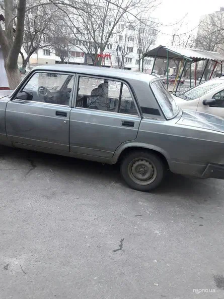 Lada (ВАЗ) 2107 2011