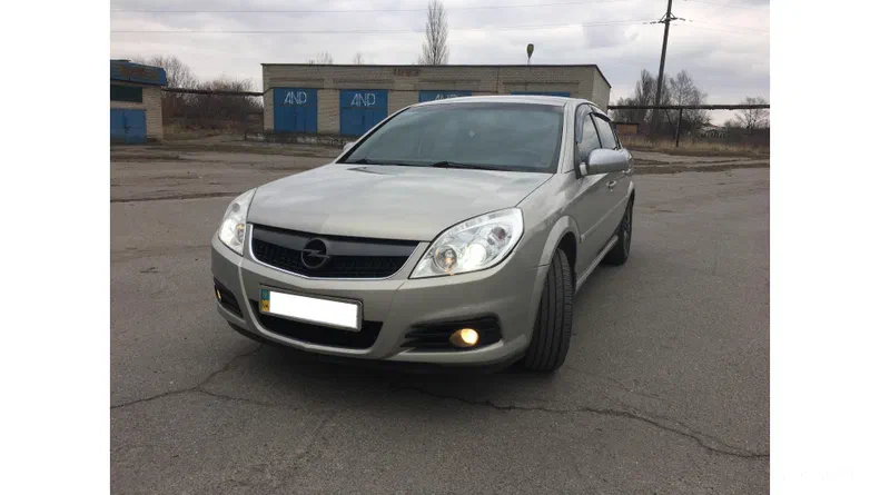 Opel Vectra 2008 - 12