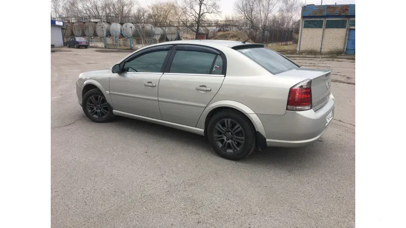 Opel Vectra 2008 - 18