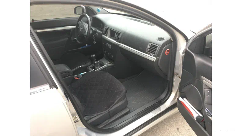 Opel Vectra 2008 - 9