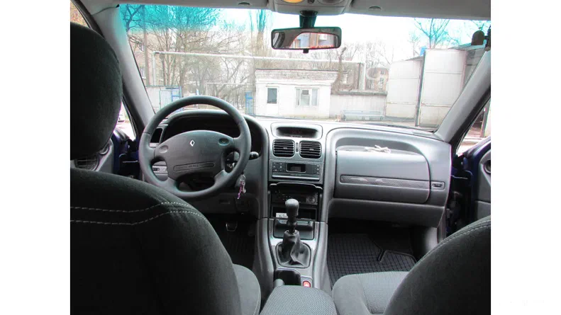 Renault Laguna 1996 - 11