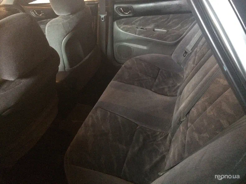 Mitsubishi Galant 1999