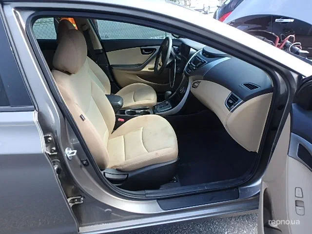 Hyundai Elantra 2013 - 8