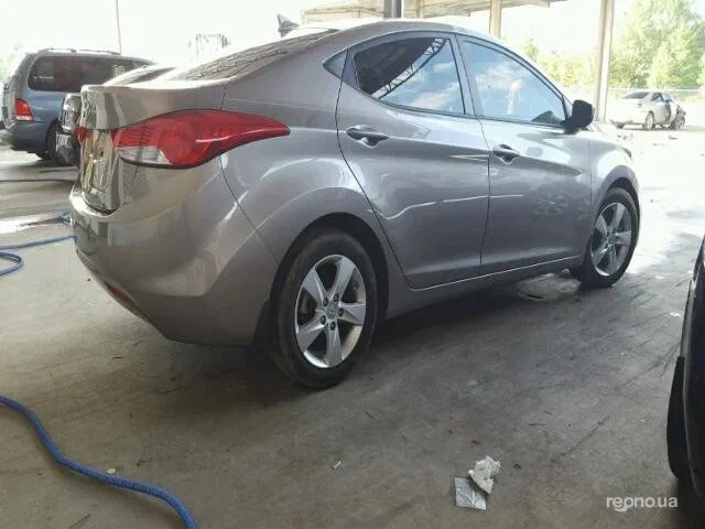 Hyundai Elantra 2013 - 7