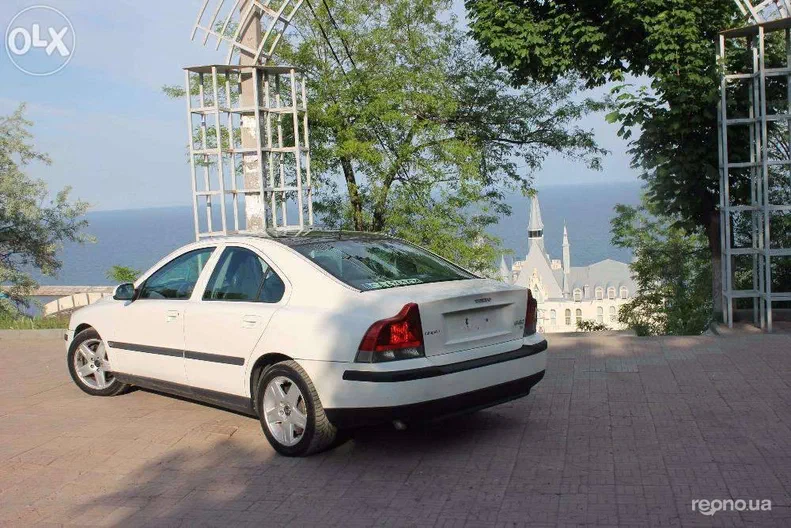 Volvo S60 2002