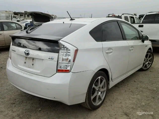 Toyota Prius 2011 - 5