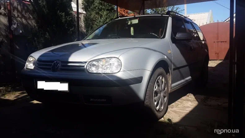 Volkswagen Golf 2000