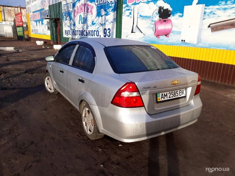 Chevrolet Aveo 2011 - 17